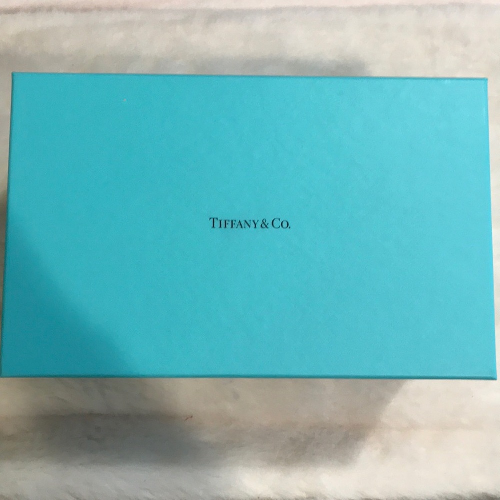 TIFFANY & CO BOX